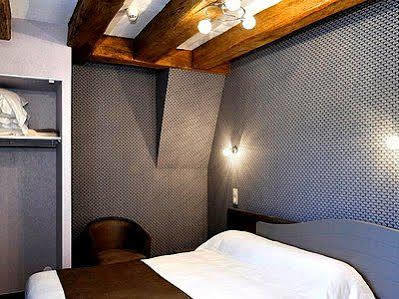 Hotel Auberge De La Bonde Logis Langeais Εξωτερικό φωτογραφία